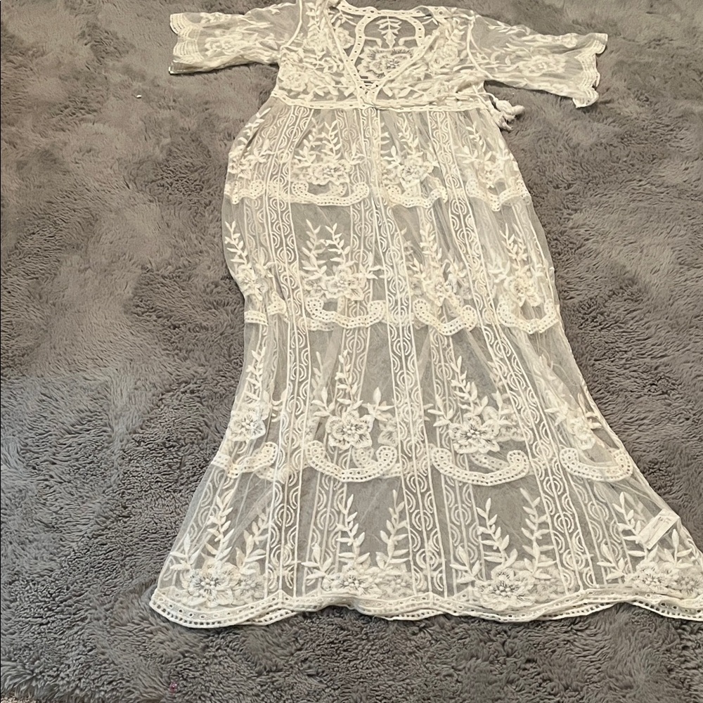 Cupshe White Lace Kimono cover up size medium